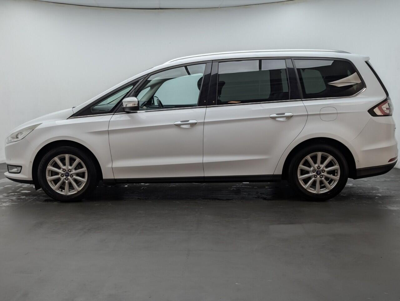 Used Ford Galaxy 2016 for sale - 76423853: Photo 5
