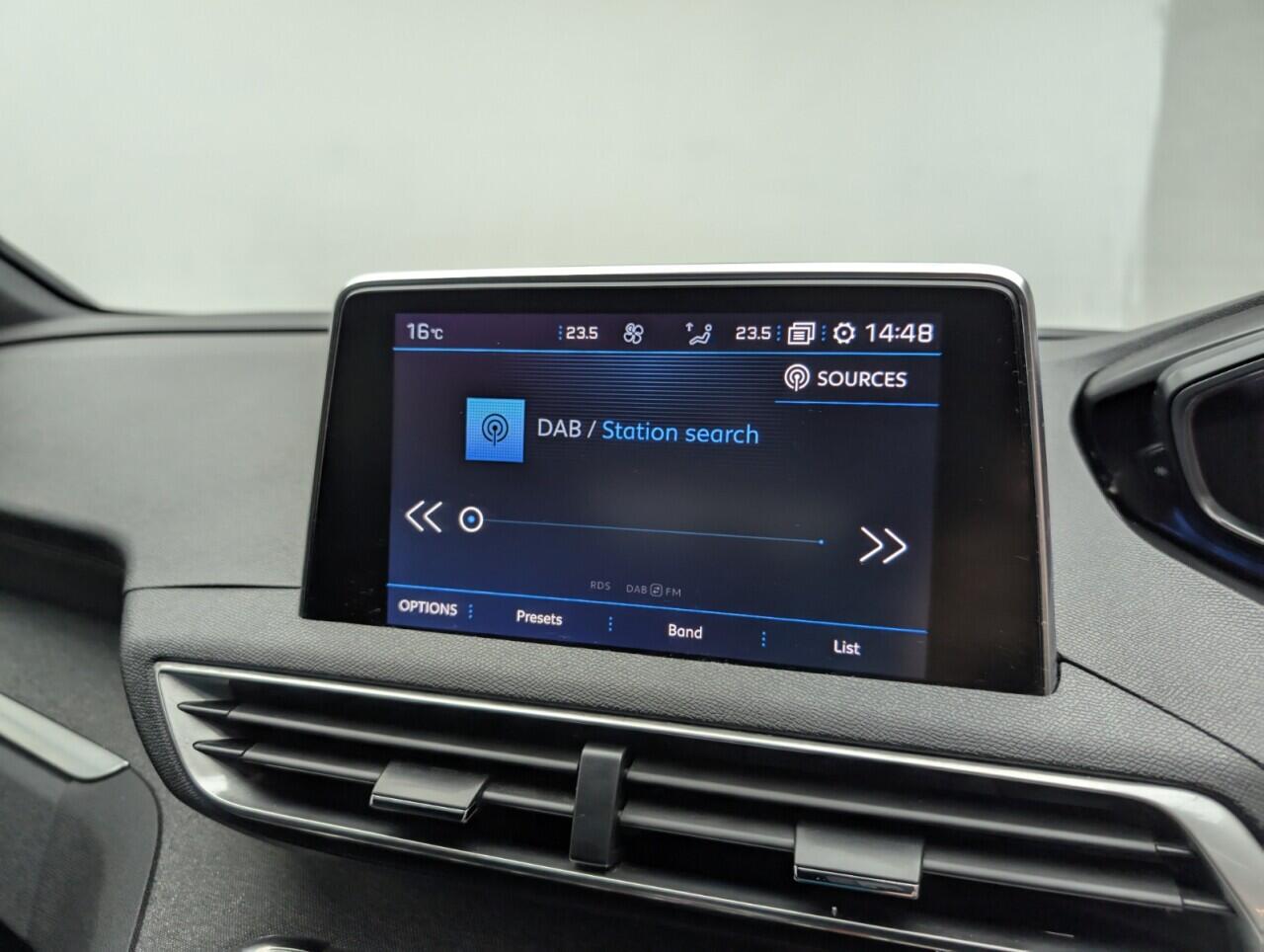 Used Peugeot 3008 2019 for sale - 76424010: Photo 13