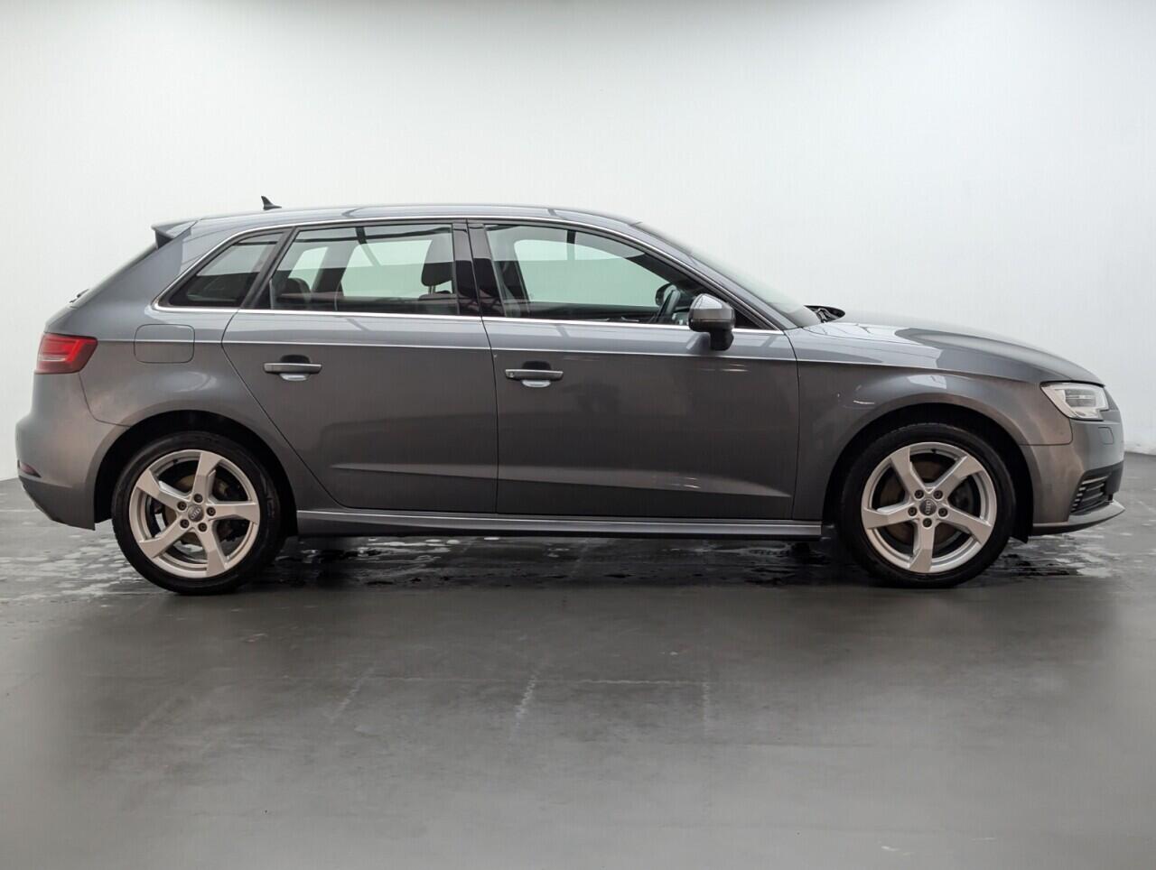 Used Audi A3 2020 for sale - 76607818: Photo 9