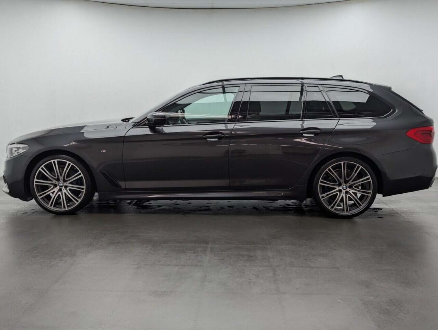 Used BMW 5 Series 2019 for sale - 77766902: Photo 5