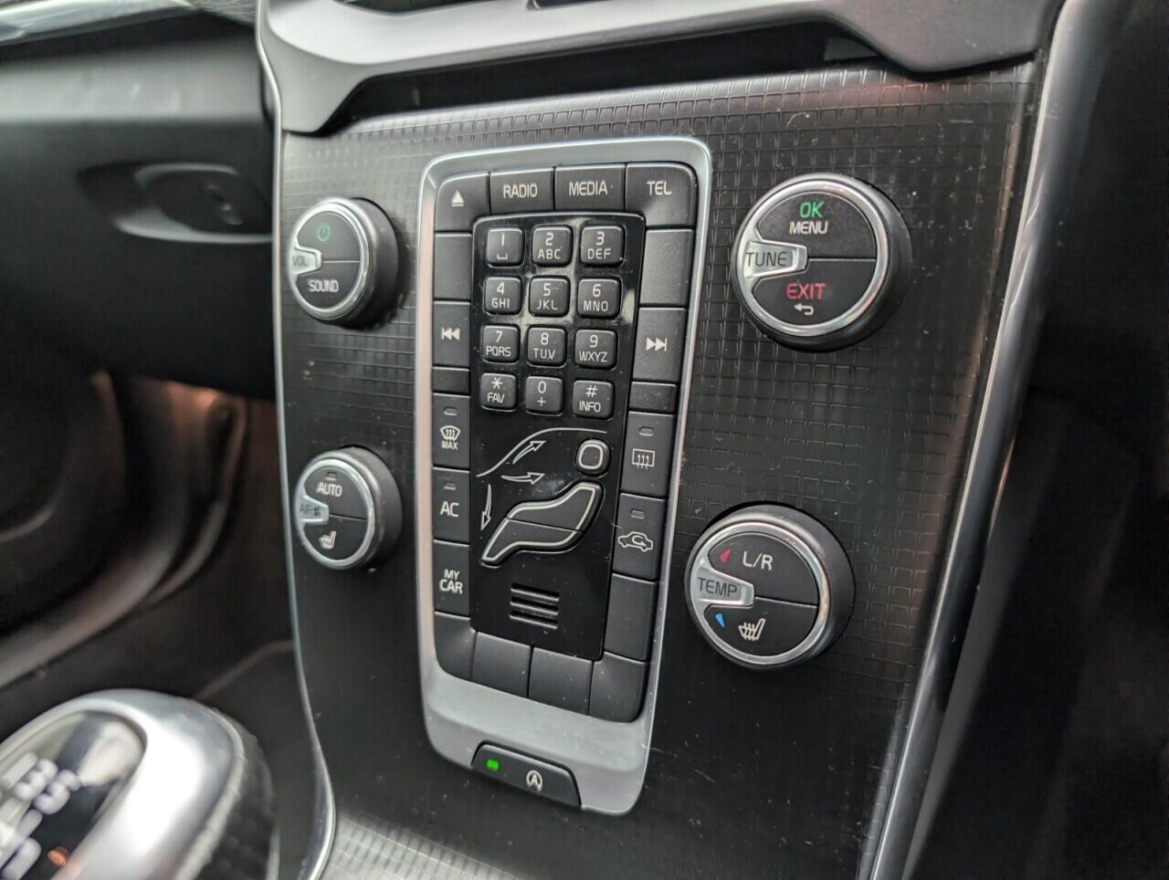 Used Volvo V40 2016 for sale - 76608405: Photo 14