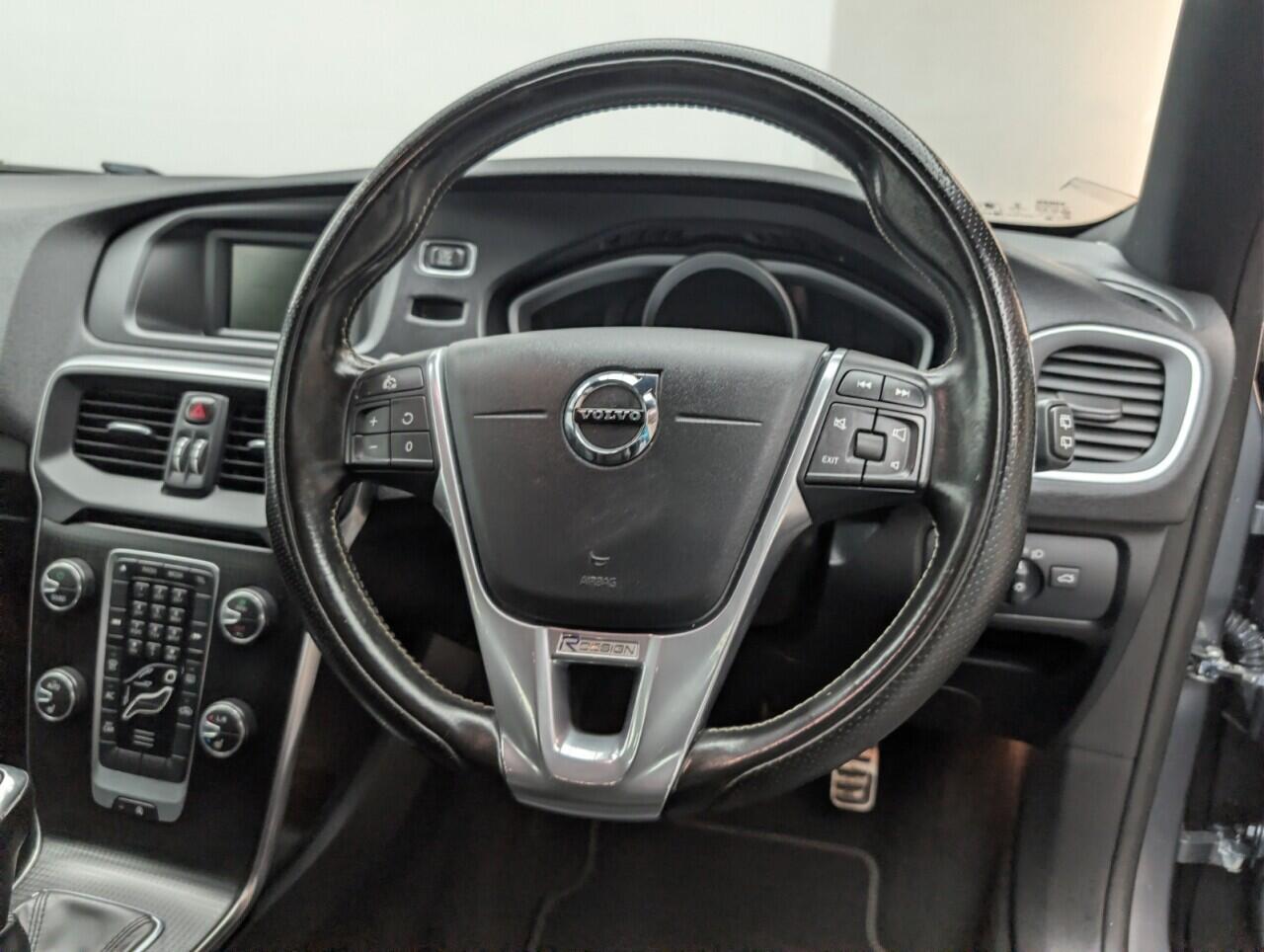 Used Volvo V40 2016 for sale - 76608405: Photo 21