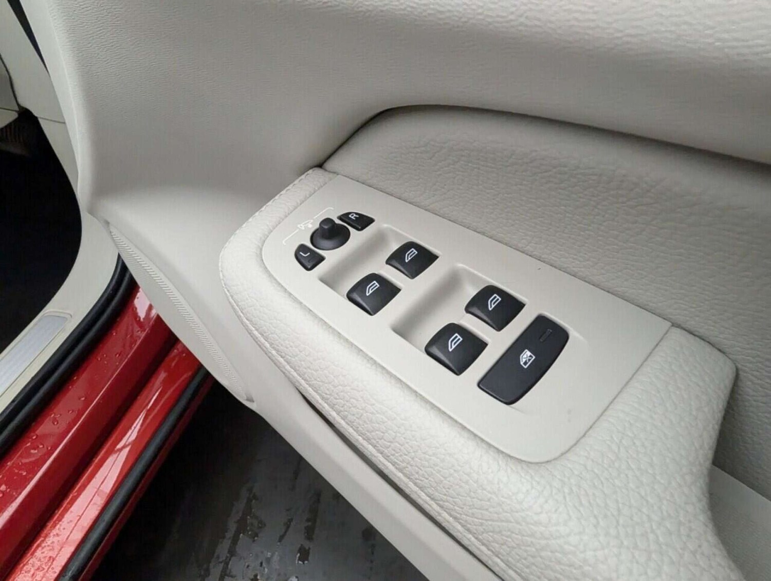 Used Volvo V60 2019 for sale - 77713308: Photo 18