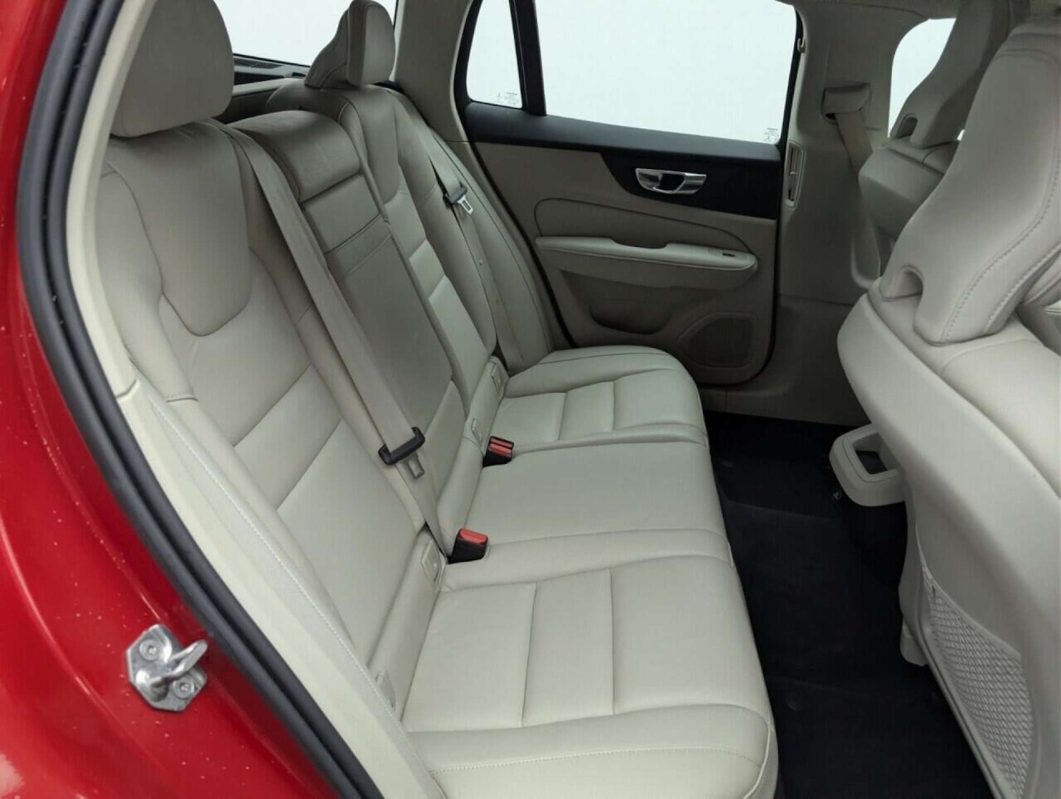 Used Volvo V60 2019 for sale - 77713308: Photo 22