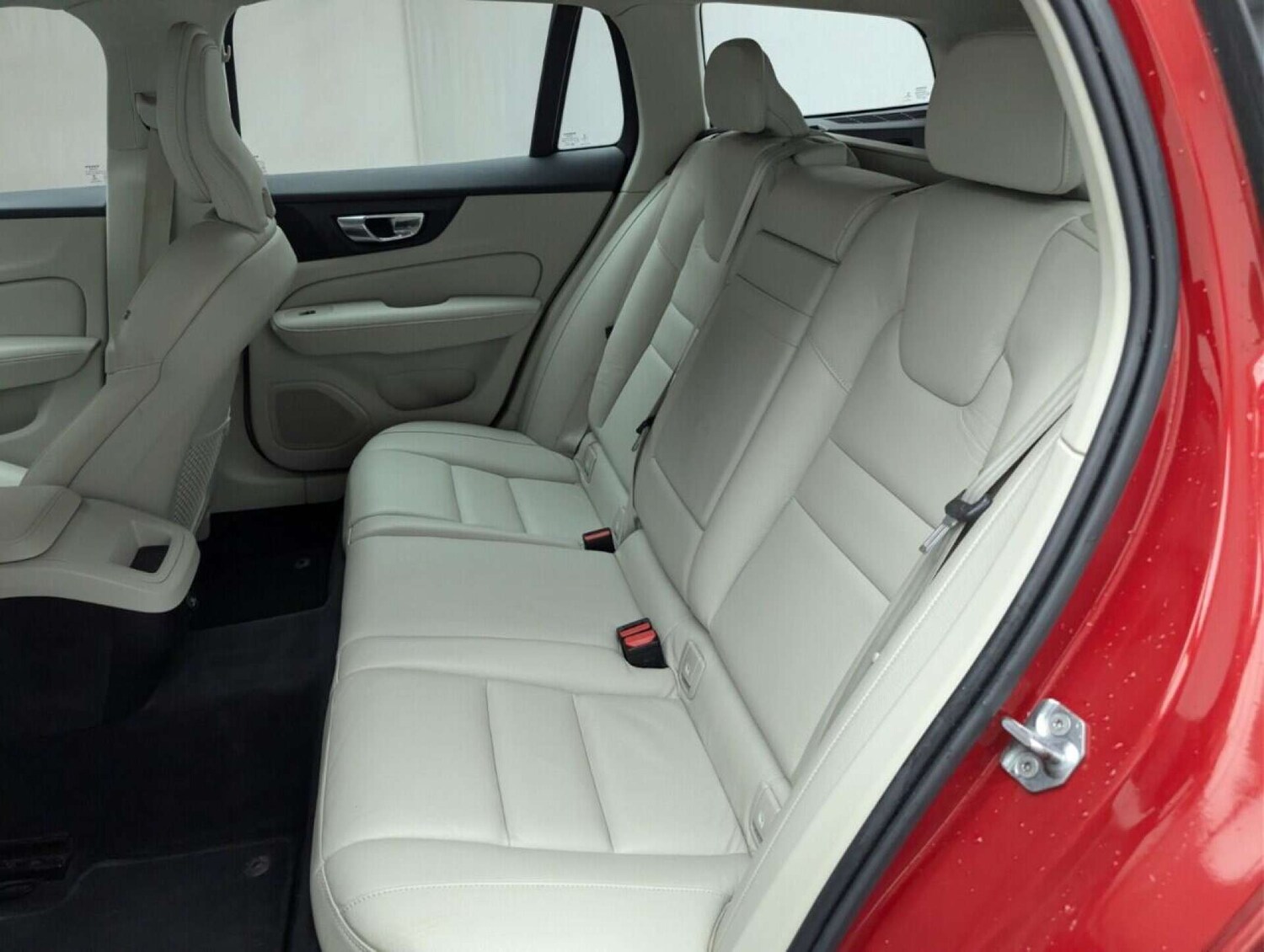 Used Volvo V60 2019 for sale - 77713308: Photo 24