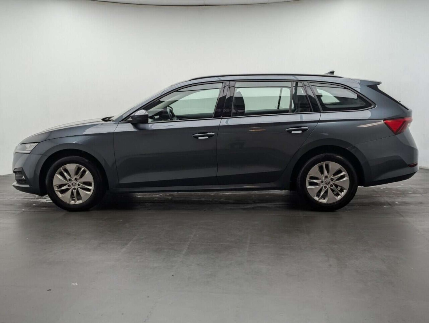 Used Skoda Octavia 2022 for sale - 77805547: Photo 5