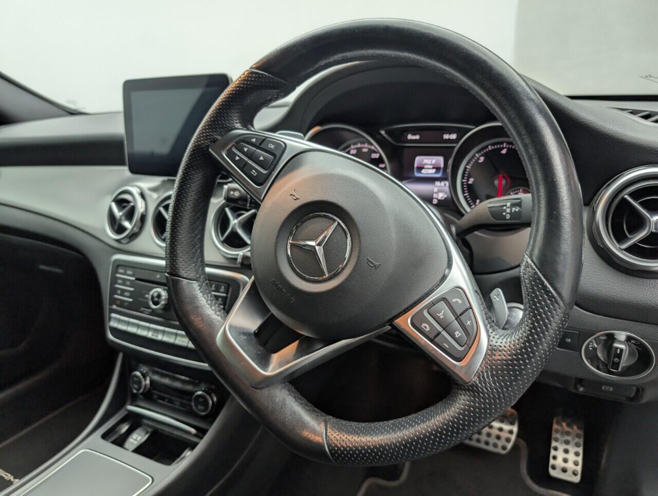 Used Mercedes-Benz A-Class 2018 for sale - 76423242: Photo 21