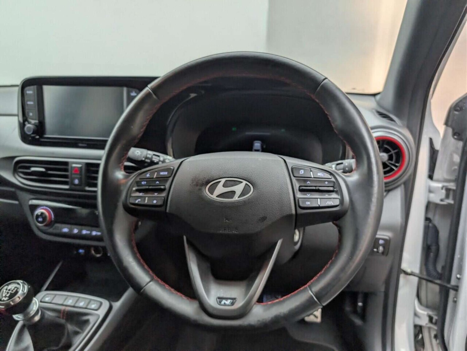 Used Hyundai i10 2024 for sale - 77713524: Photo 23