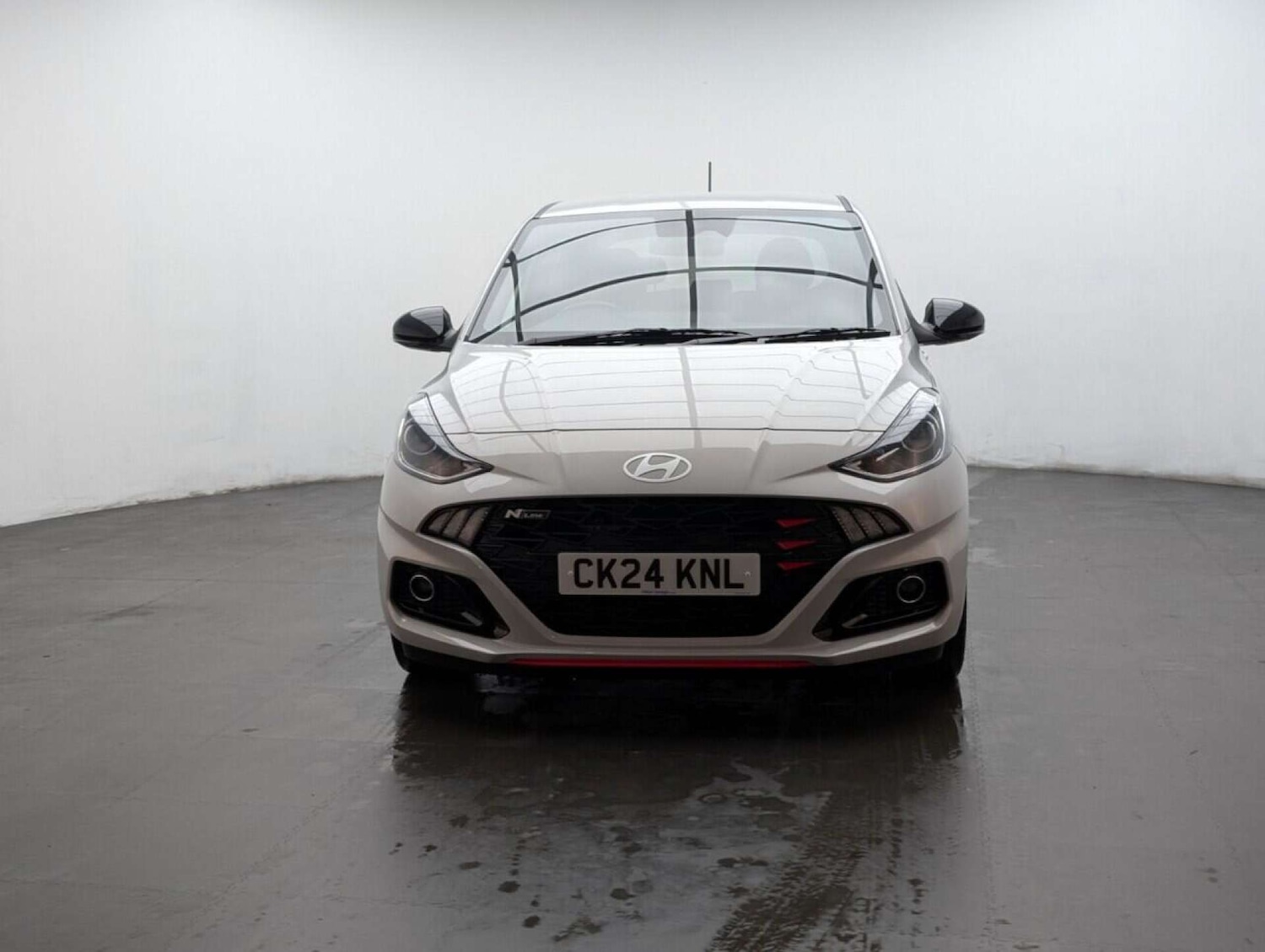Used Hyundai i10 2024 for sale - 77713524: Photo 3