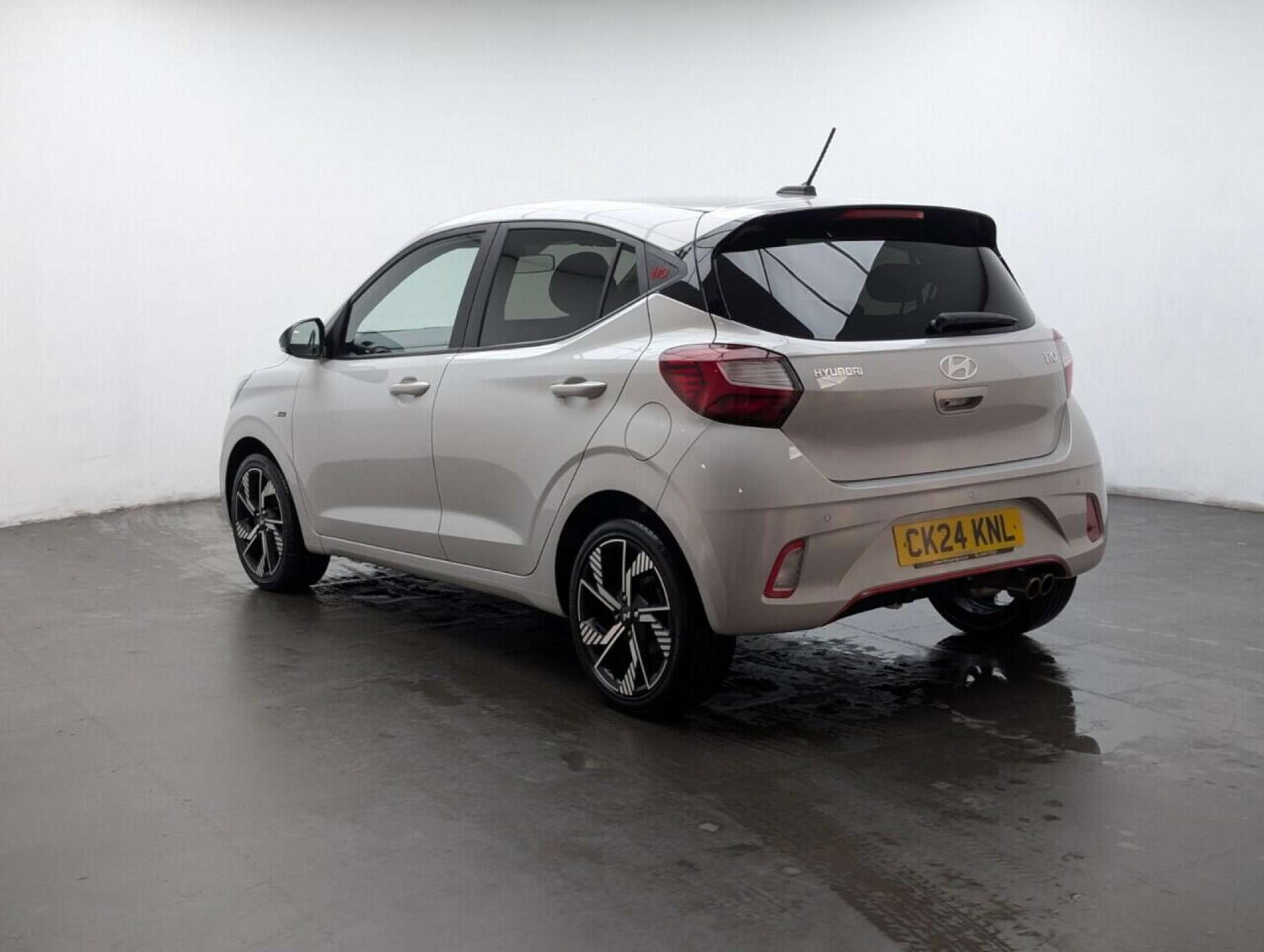 Used Hyundai i10 2024 for sale - 77713524: Photo 6