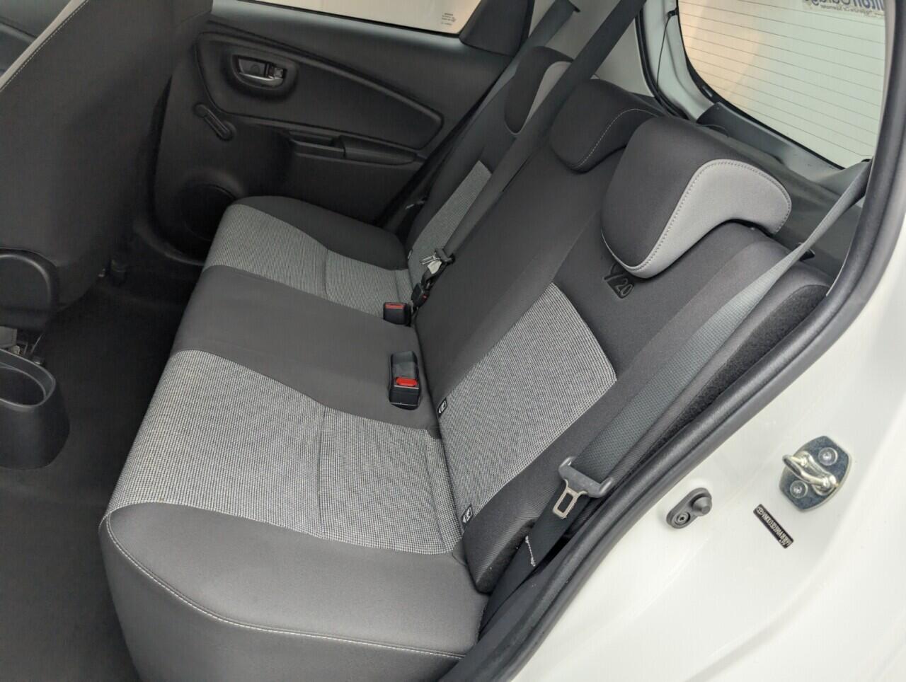 Used Toyota Yaris for sale - 77215327: Photo 26