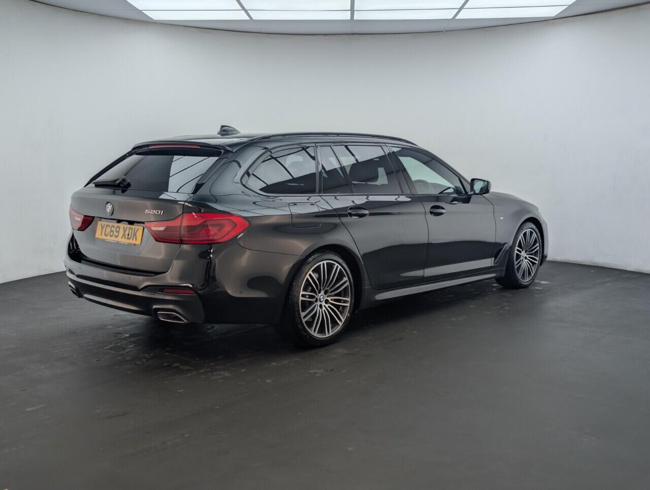 Used BMW 5 Series 2019 for sale - 76424102: Photo 8