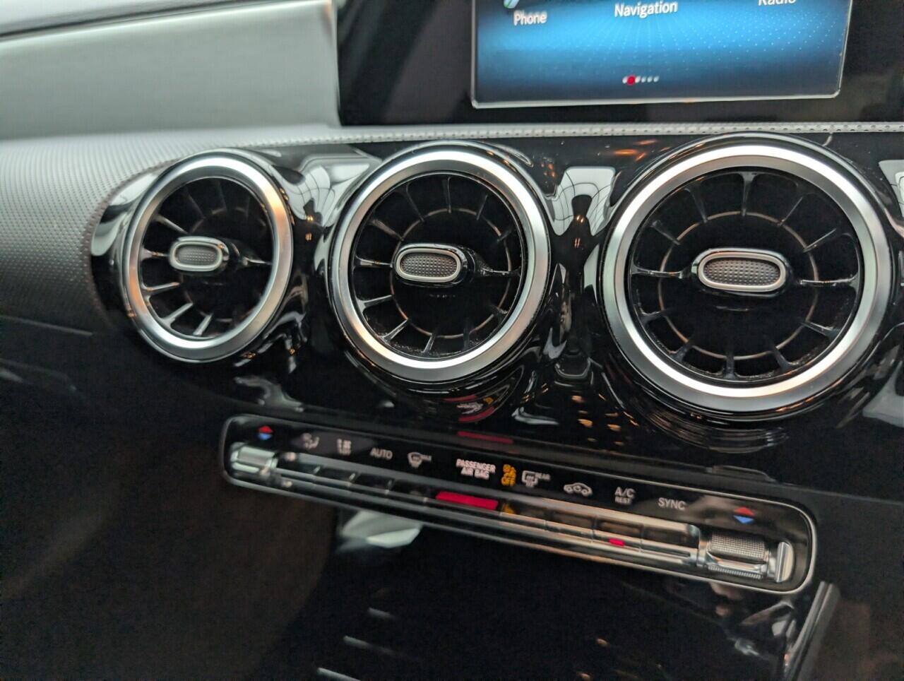 Used Mercedes-Benz A-Class 2018 for sale - 77411925: Photo 14