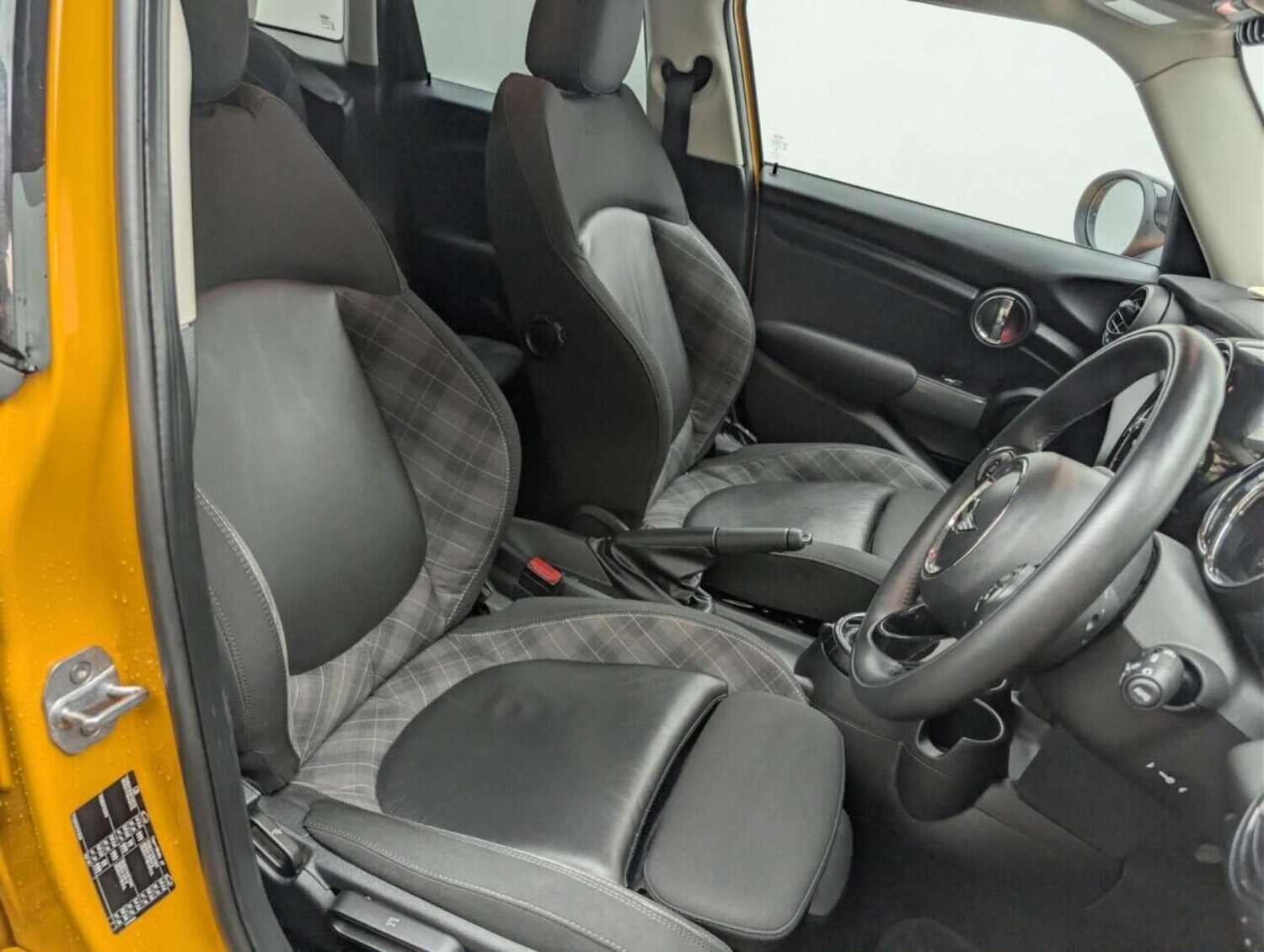 Used MINI Hatch 2017 for sale - 77714698: Photo 12