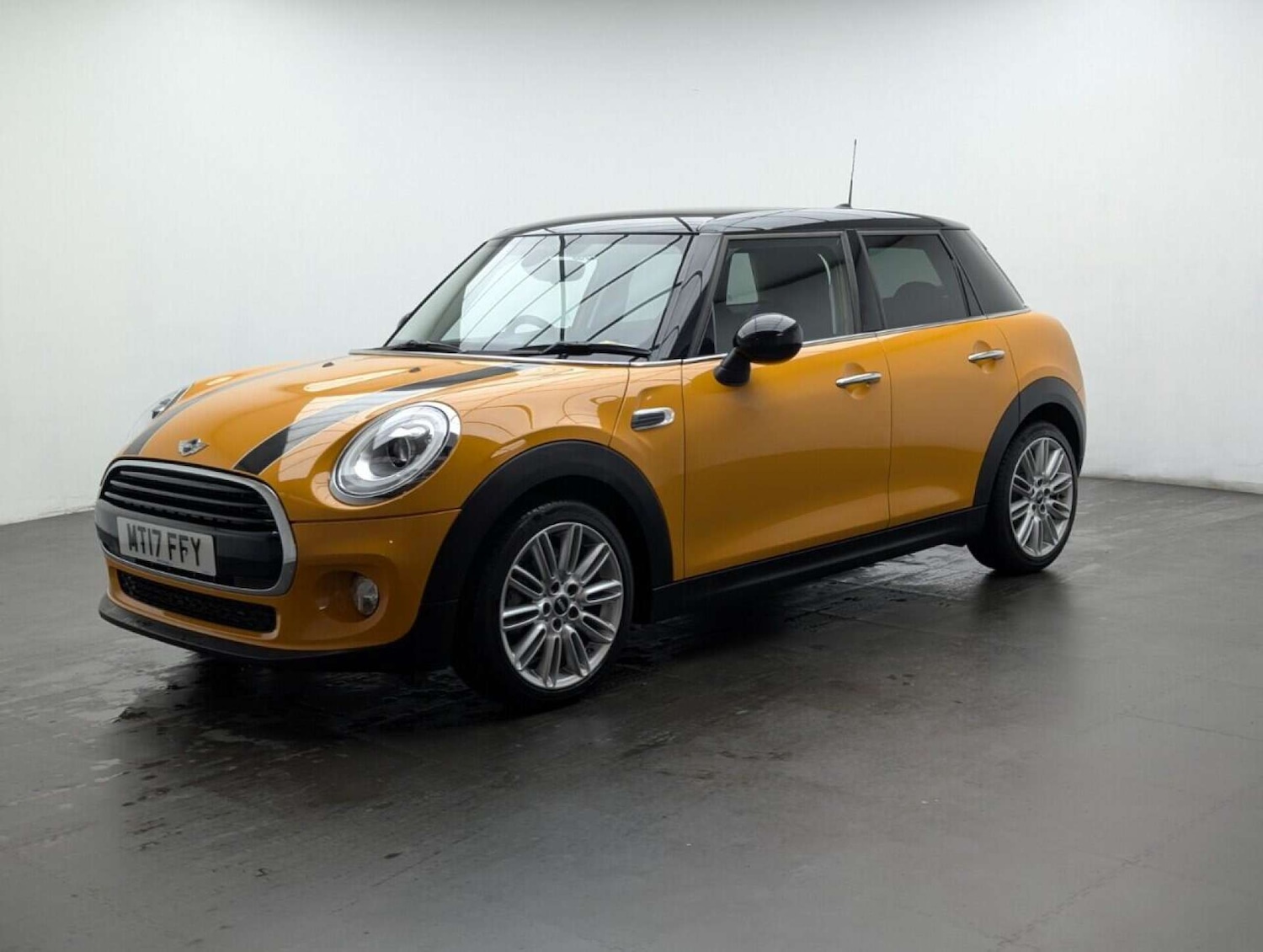 Used MINI Hatch 2017 for sale - 77714698: Photo 4