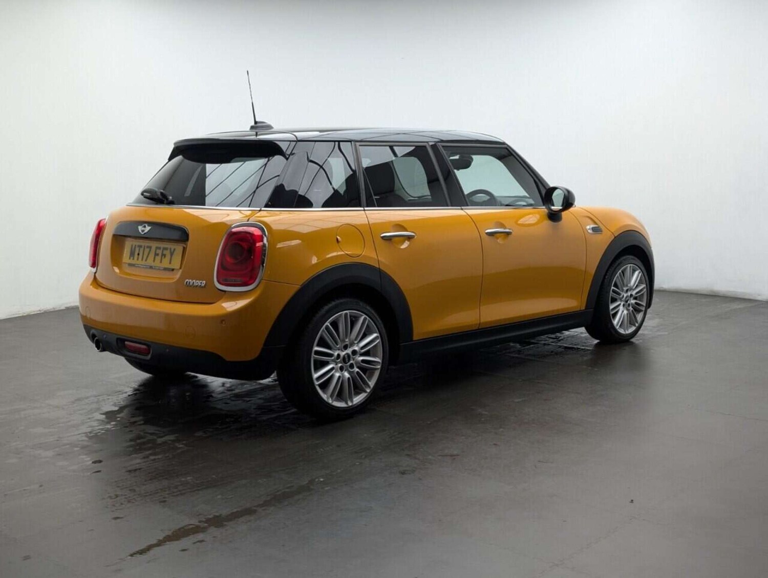 Used MINI Hatch 2017 for sale - 77714698: Photo 8