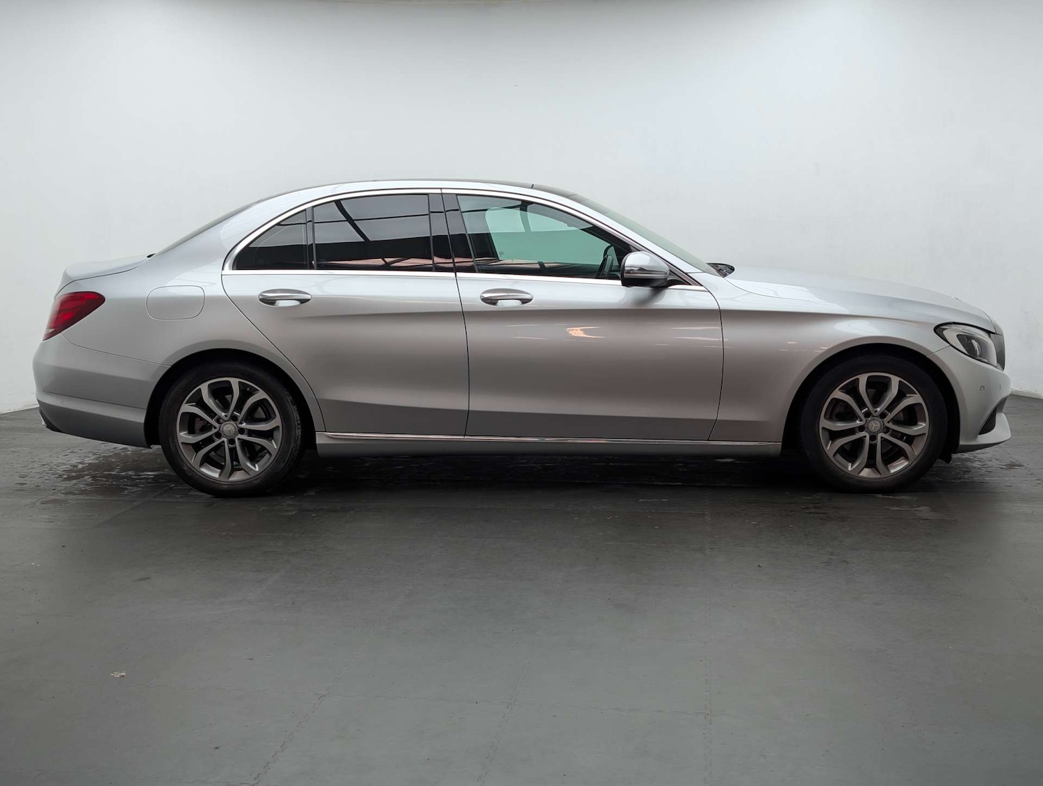 Used Mercedes-Benz C Class 2017 for sale - 78179646: Photo 11