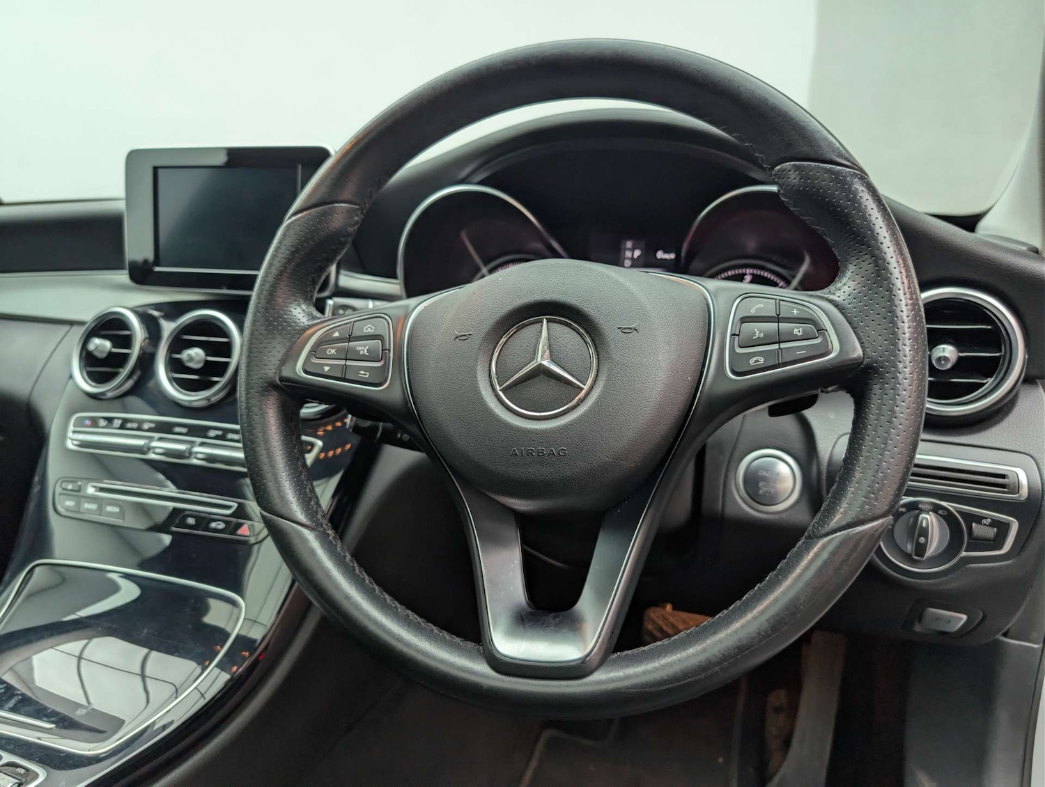 Used Mercedes-Benz C Class 2017 for sale - 78179646: Photo 26