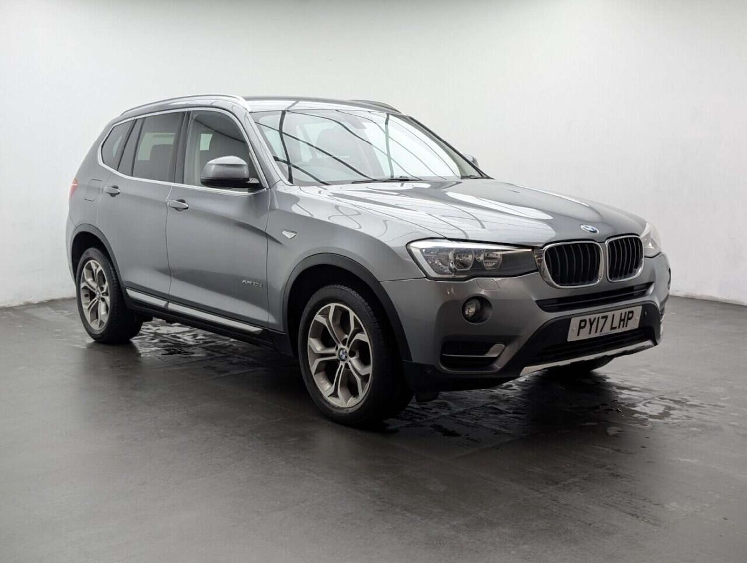 Used BMW X3 2017 for sale - 77847523: Photo 2