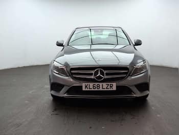 Used Mercedes-Benz C Class 2019 for sale - 79594855: Photo