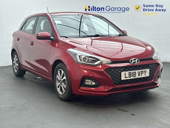 Used Hyundai i20 2018 for sale - 79366237: Photo