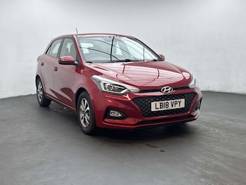 Used Hyundai i20 2018 for sale - 79366237: Photo