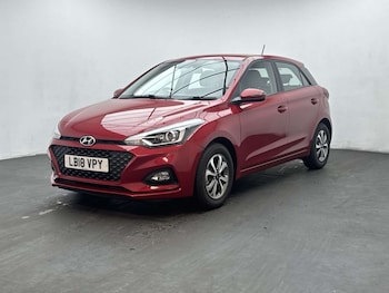 Used Hyundai i20 2018 for sale - 79366237: Photo