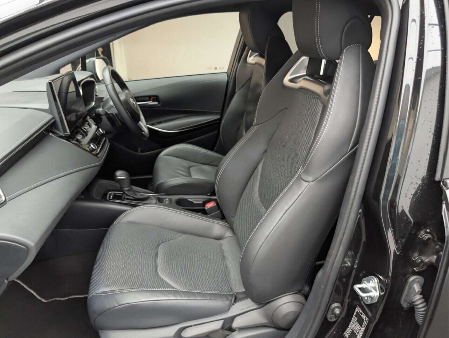 Used Toyota Corolla 2023 for sale - 77713735: Photo 28