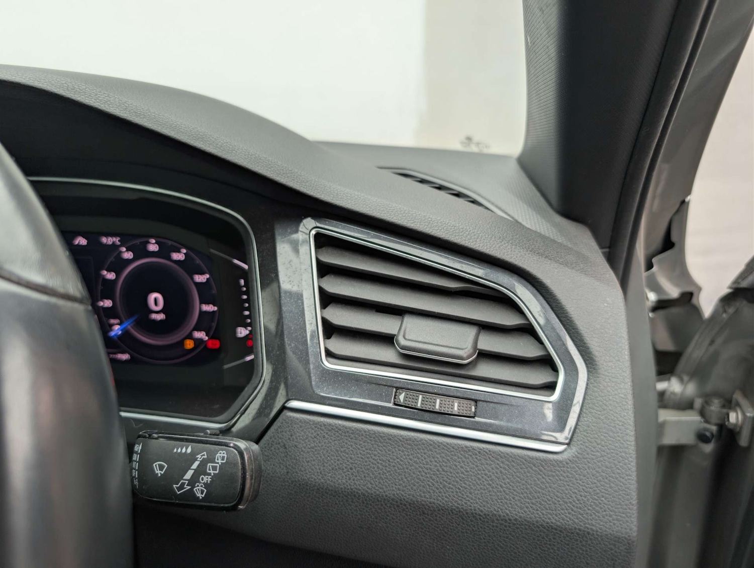 Used Volkswagen Tiguan 2019 for sale - 78179661: Photo 23