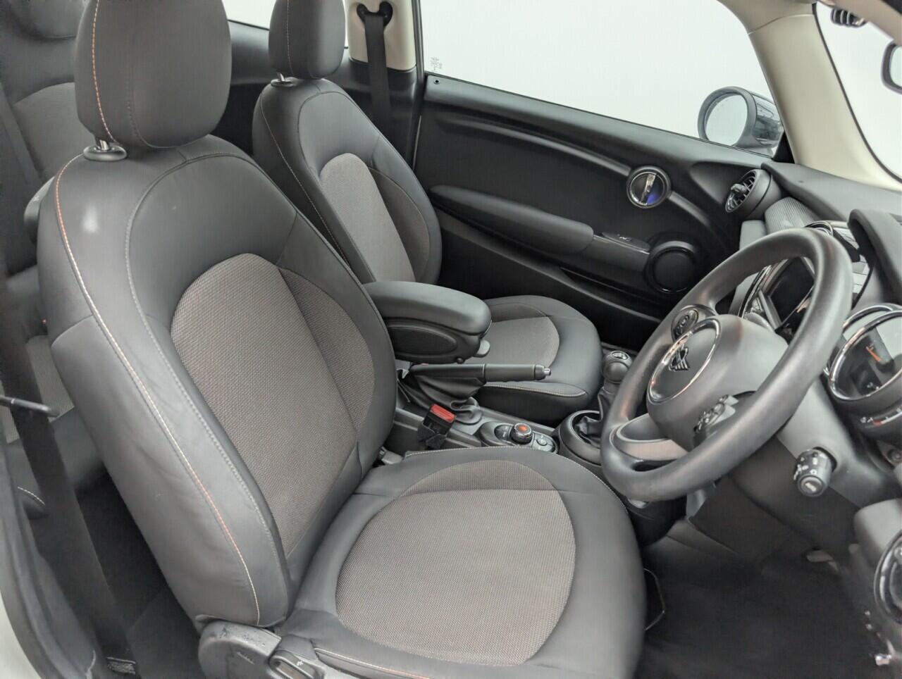 Used MINI Hatch 2020 for sale - 76759666: Photo 12