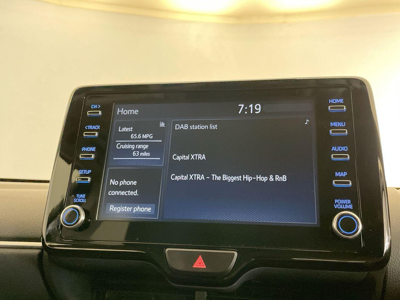 Used Toyota Yaris 2021 for sale - 76898628: Photo 25