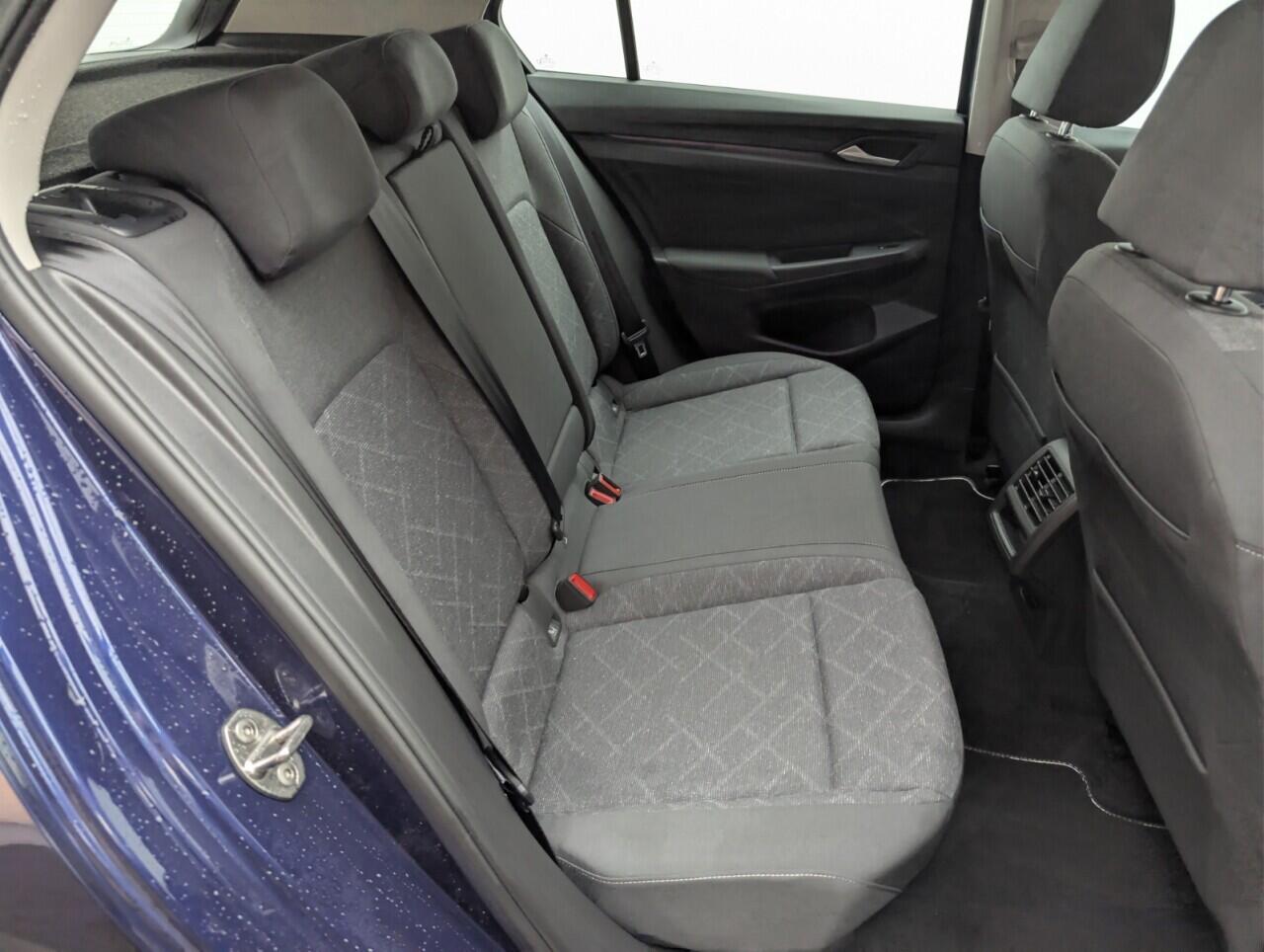 Used Volkswagen Golf 2021 for sale - 76472383: Photo 24