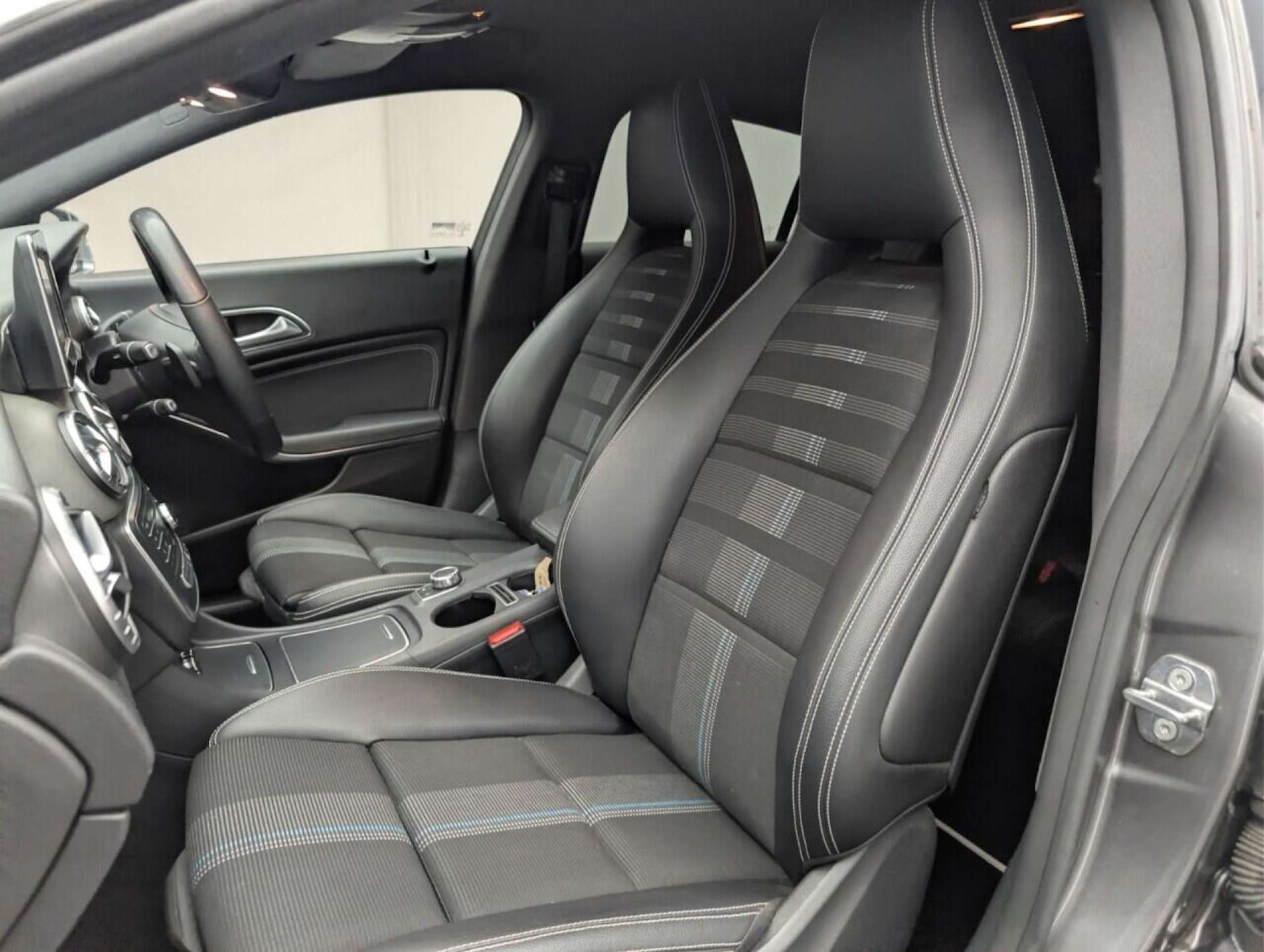 Used Mercedes-Benz CLA 2018 for sale - 77714953: Photo 26