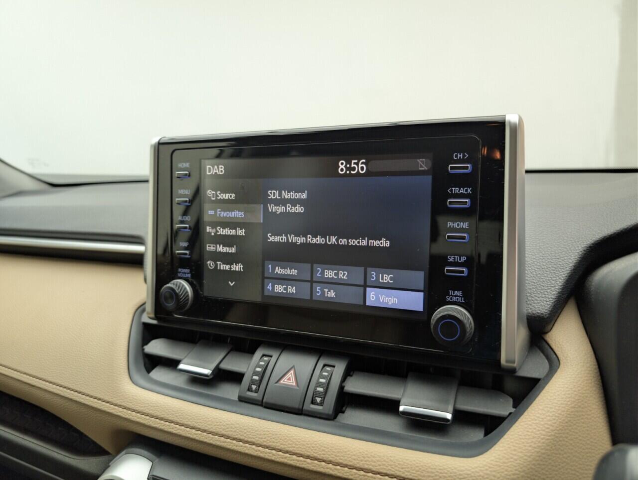 Used Toyota RAV4 2019 for sale - 76689376: Photo 13