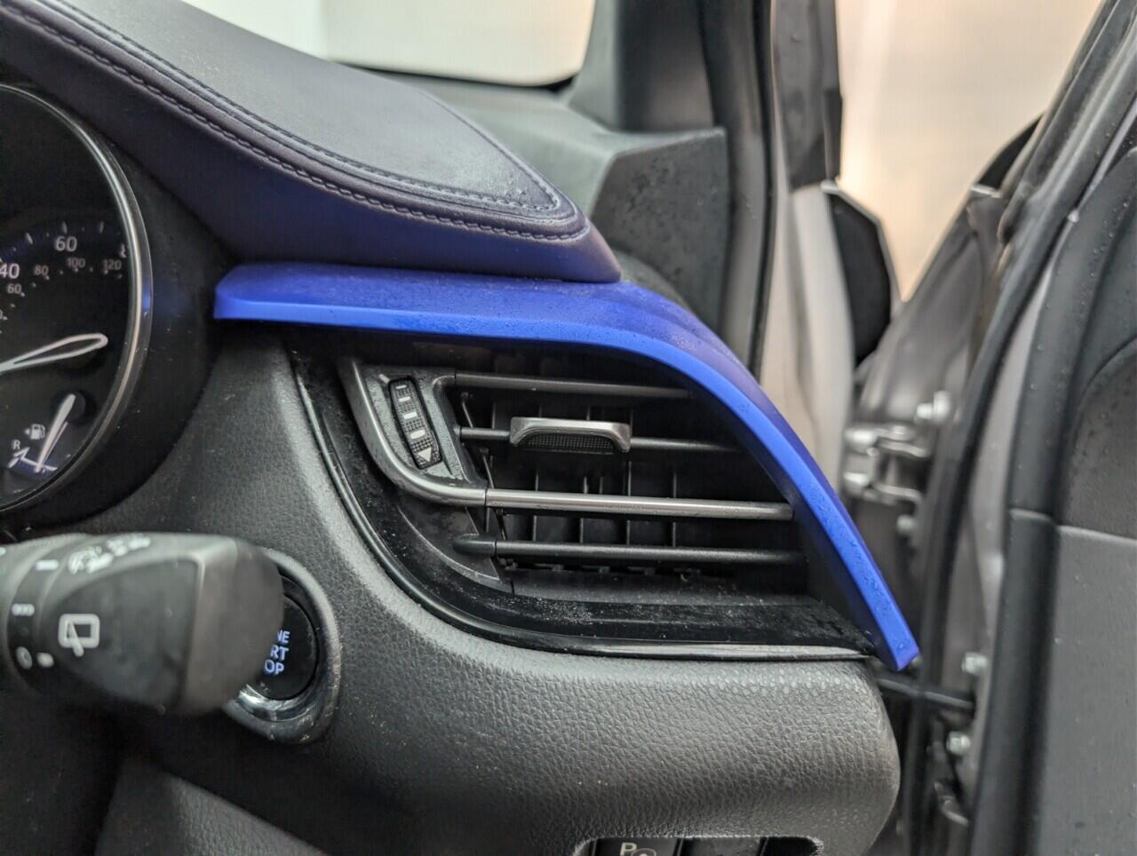 Used Toyota C-HR 2017 for sale - 76550826: Photo 18