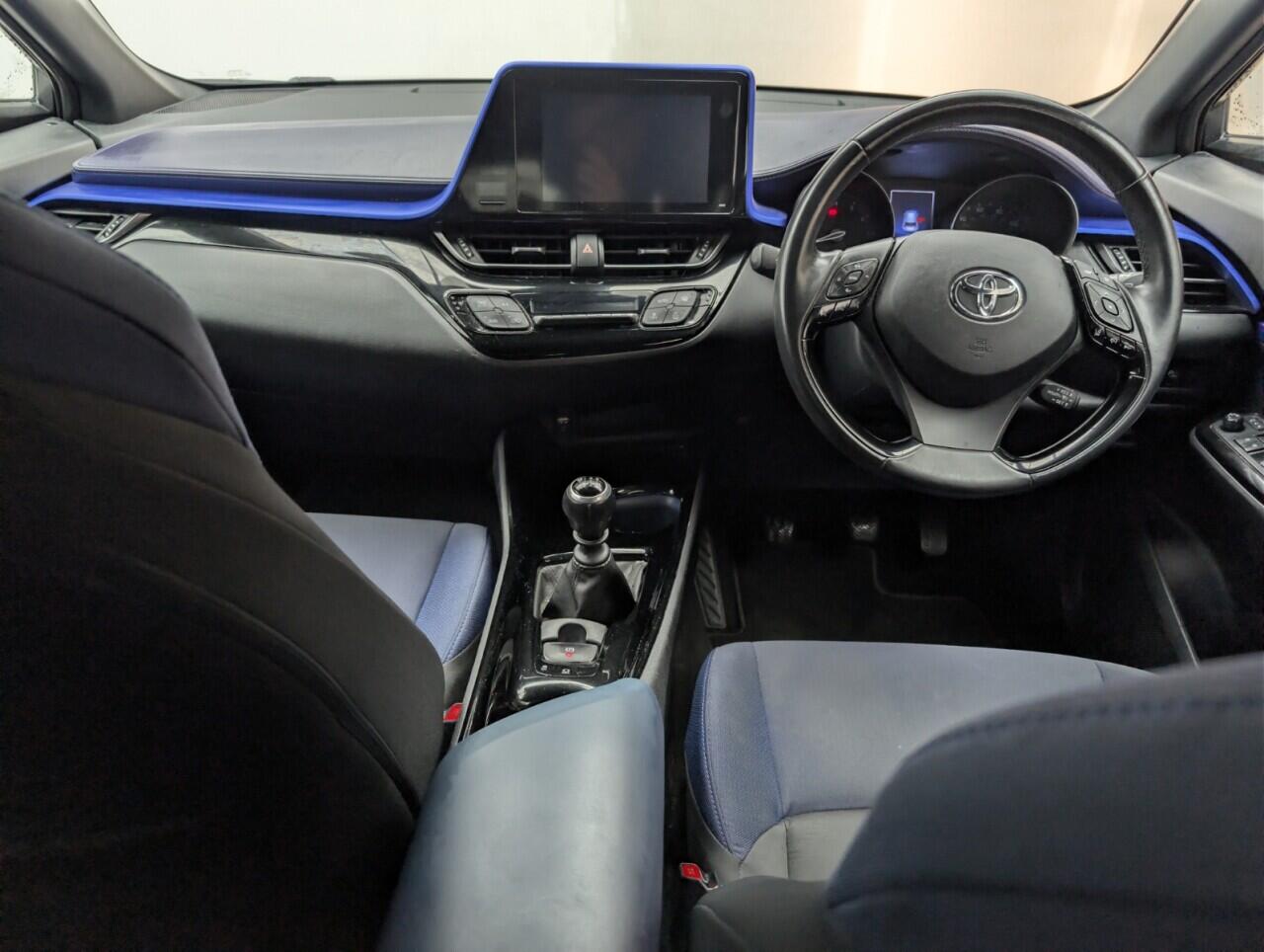 Used Toyota C-HR 2017 for sale - 76550826: Photo 21