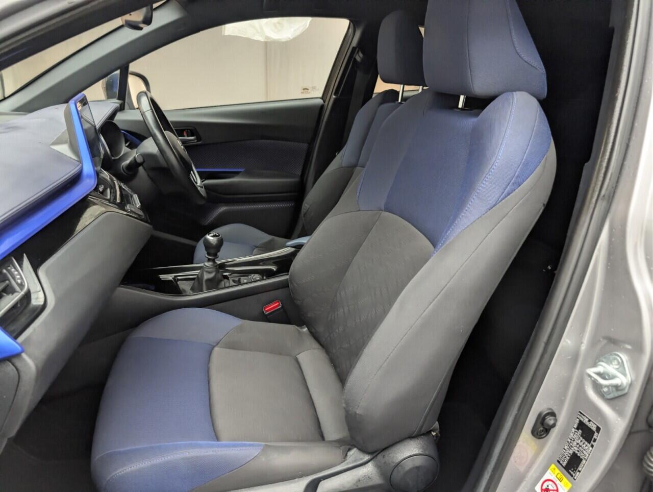 Used Toyota C-HR 2017 for sale - 76550826: Photo 25