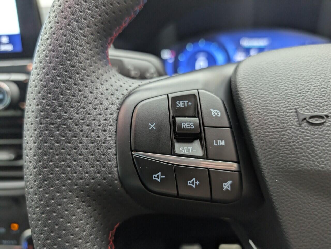 Used Ford Kuga 2023 for sale - 76573183: Photo 19