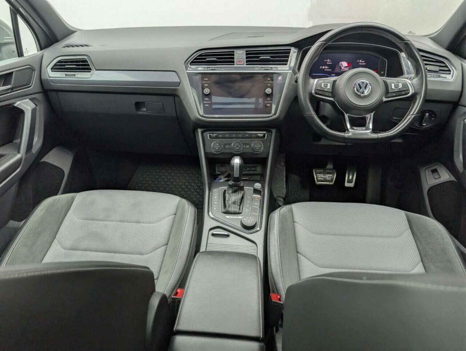 Used Volkswagen Tiguan 2020 for sale - 77714459: Photo 22