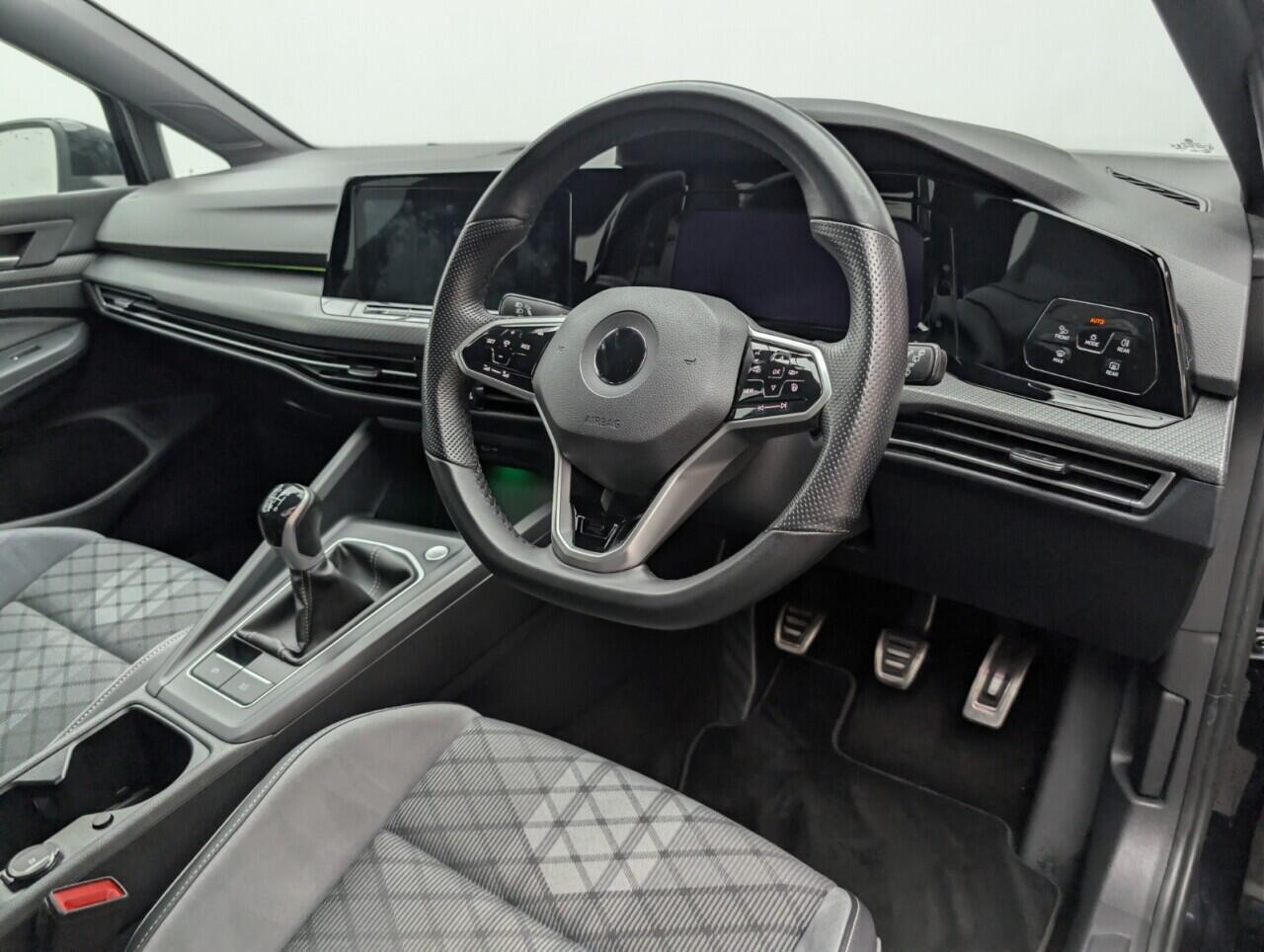 Used Volkswagen Golf 2021 for sale - 76424279: Photo 22