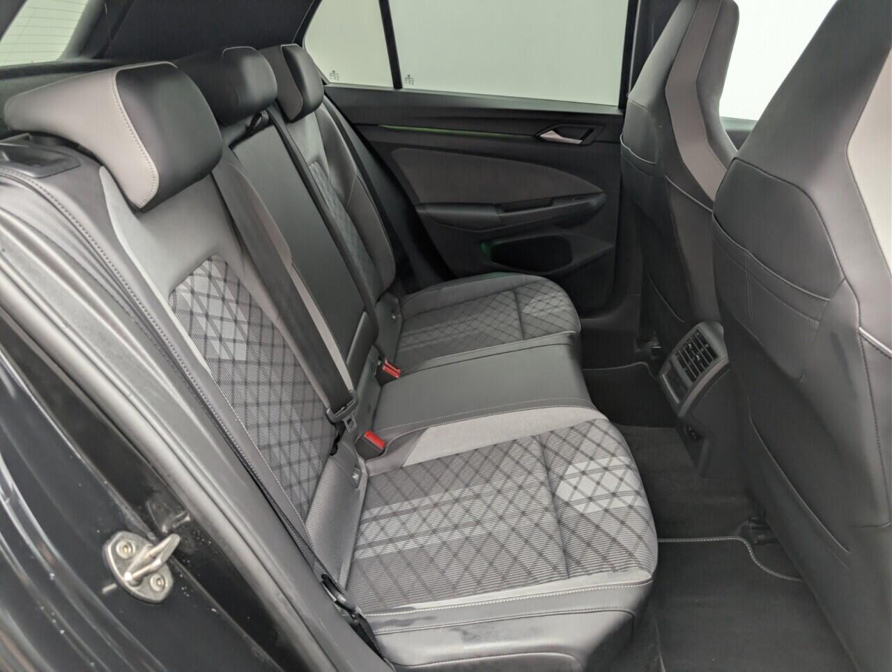 Used Volkswagen Golf 2021 for sale - 76424279: Photo 35