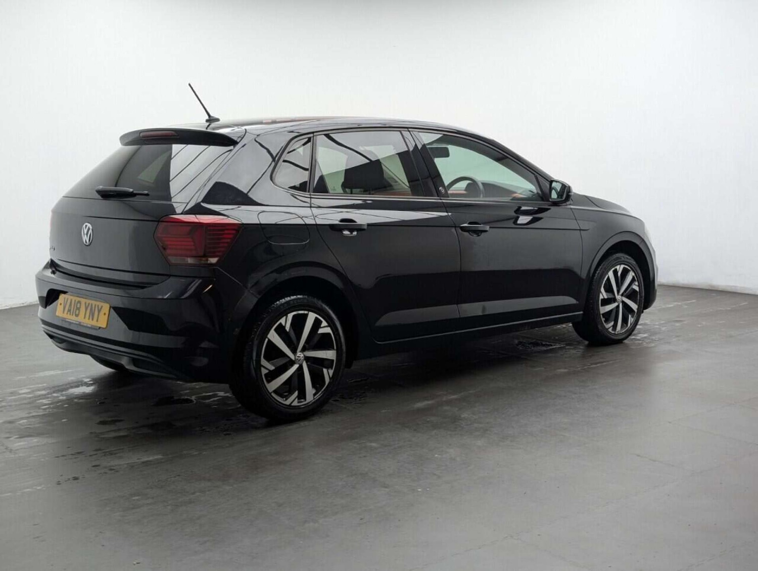 Used Volkswagen Polo 2018 for sale - 78057254: Photo 9