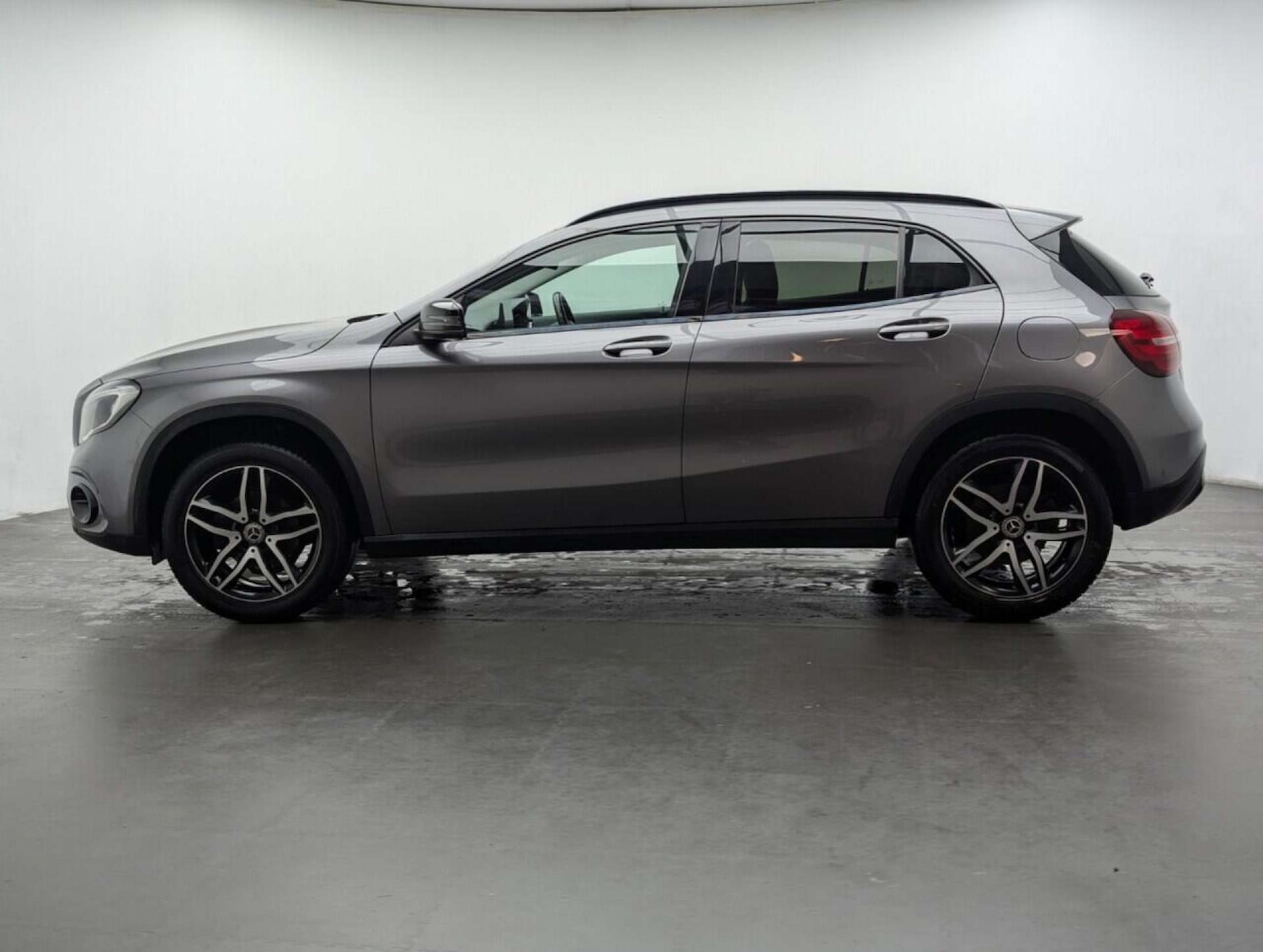 Used Mercedes-Benz GLA 2018 for sale - 77713704: Photo 5