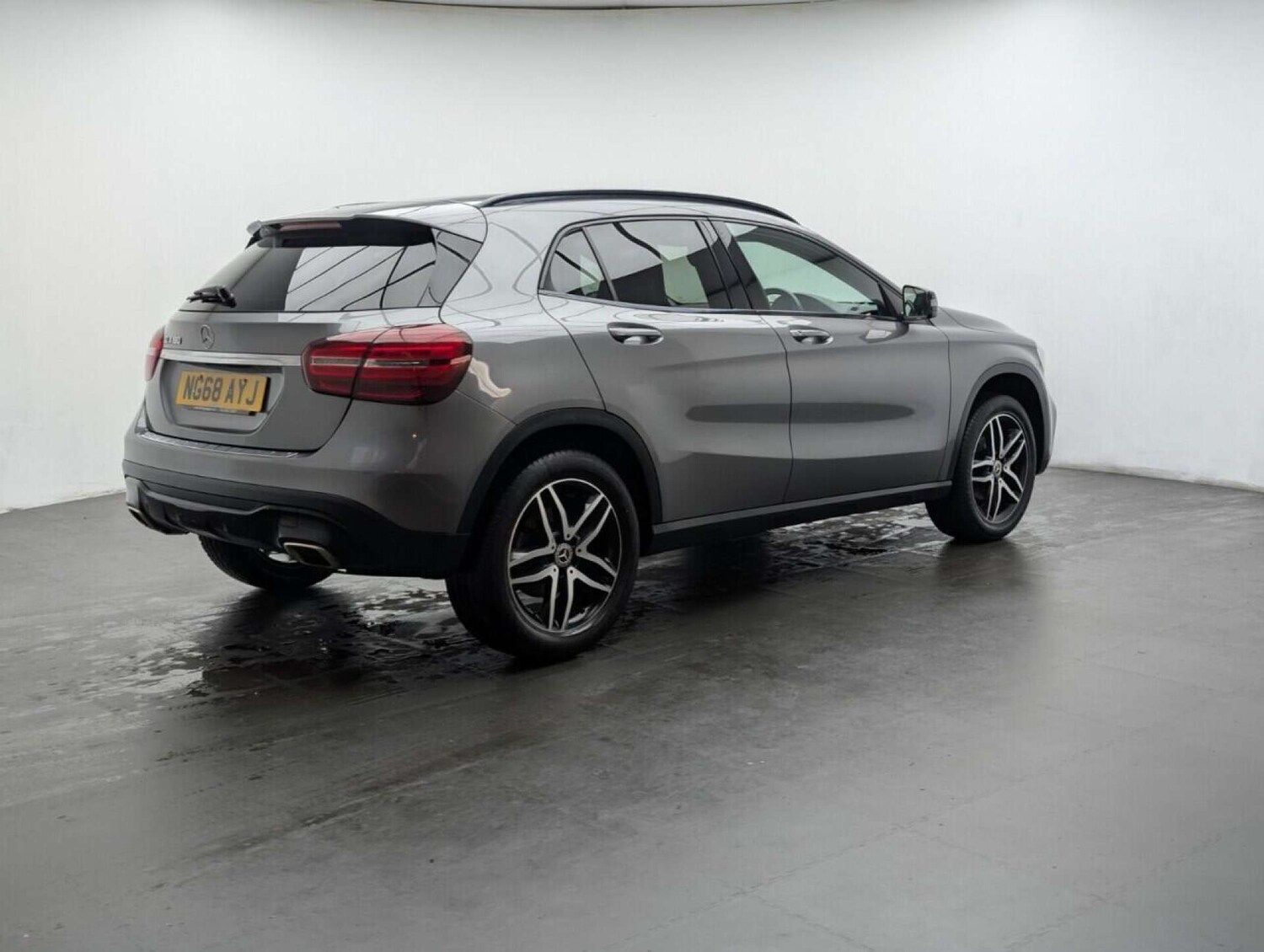 Used Mercedes-Benz GLA 2018 for sale - 77713704: Photo 8