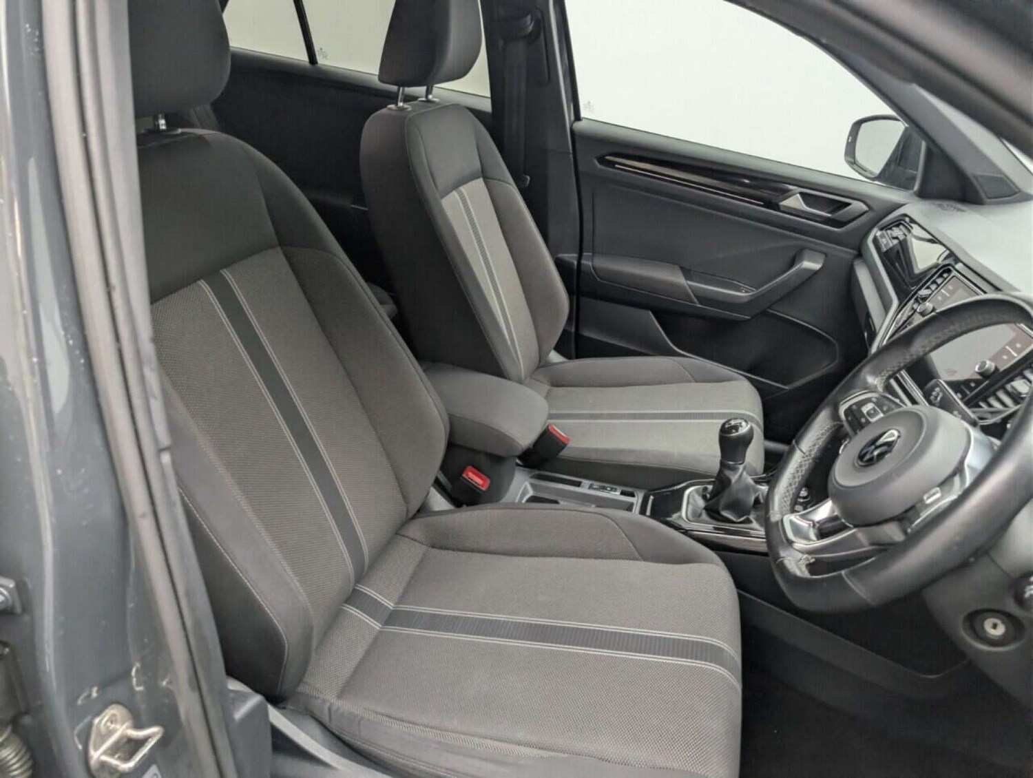 Used Volkswagen T-Roc 2020 for sale - 77713130: Photo 12