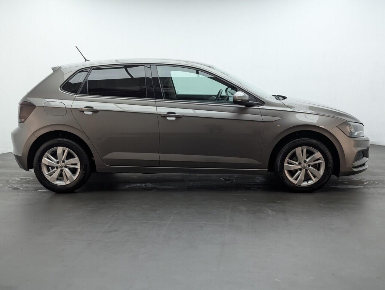 Used Volkswagen Polo 2018 for sale - 76440312: Photo 9