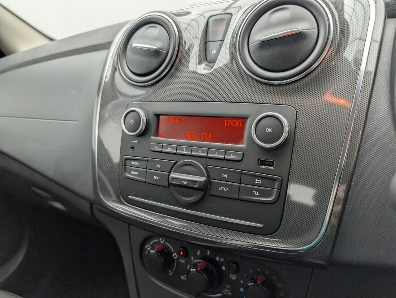 Used Dacia Sandero Stepway 2019 for sale - 76634123: Photo 13