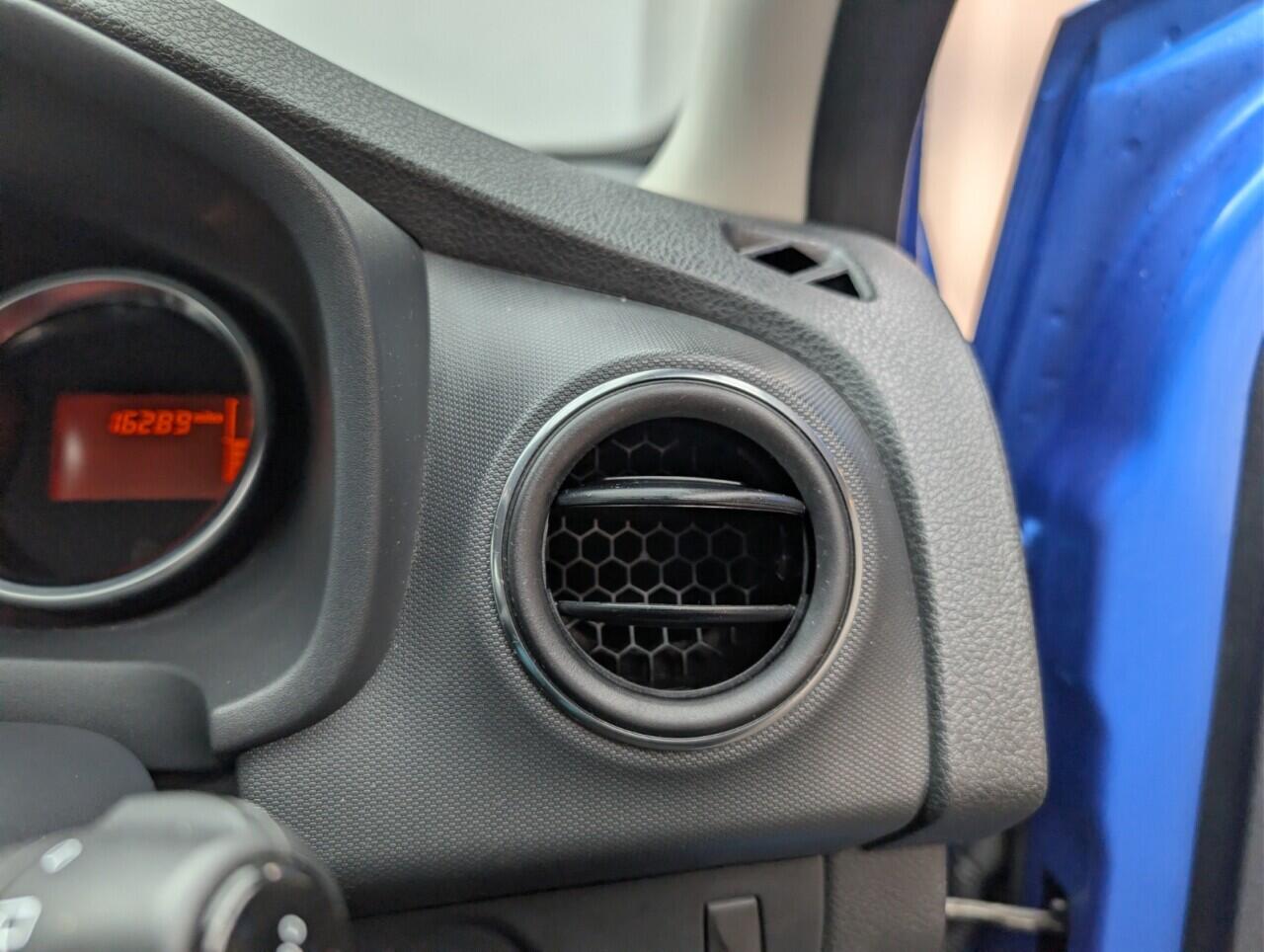 Used Dacia Sandero Stepway 2019 for sale - 76634123: Photo 17