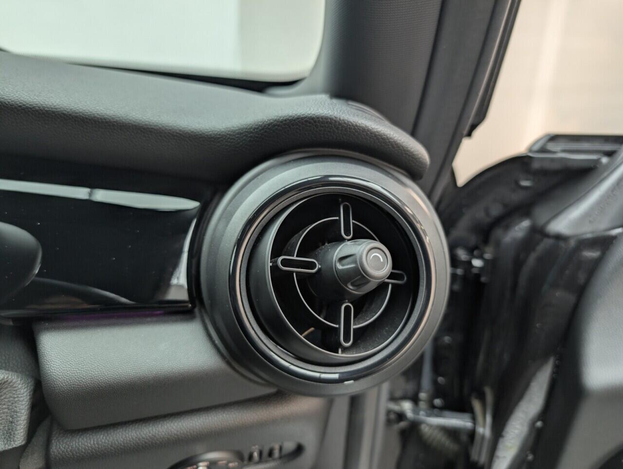 Used MINI Hatch 2021 for sale - 76926296: Photo 21