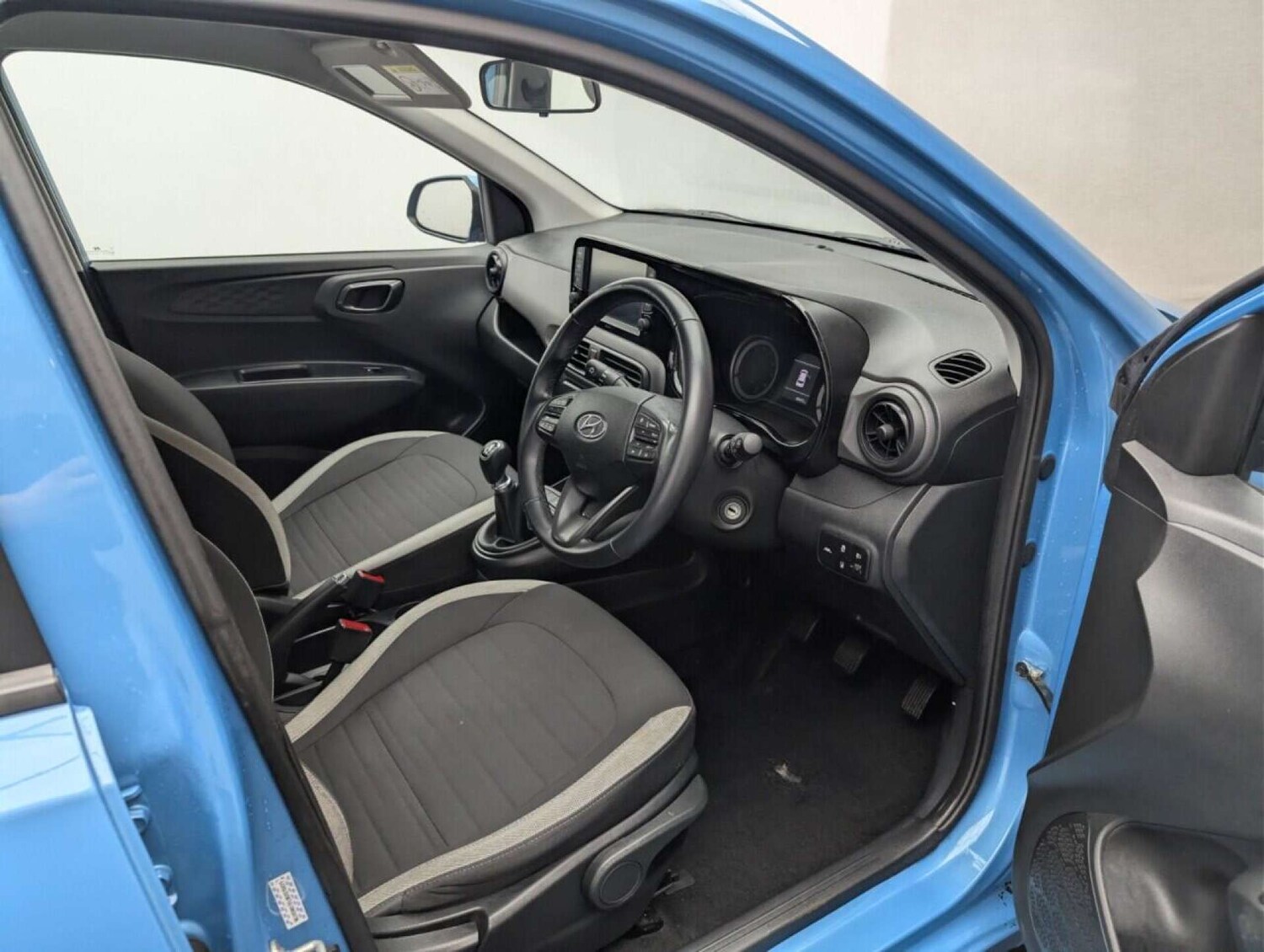 Used Hyundai i10 2021 for sale - 77713128: Photo 11